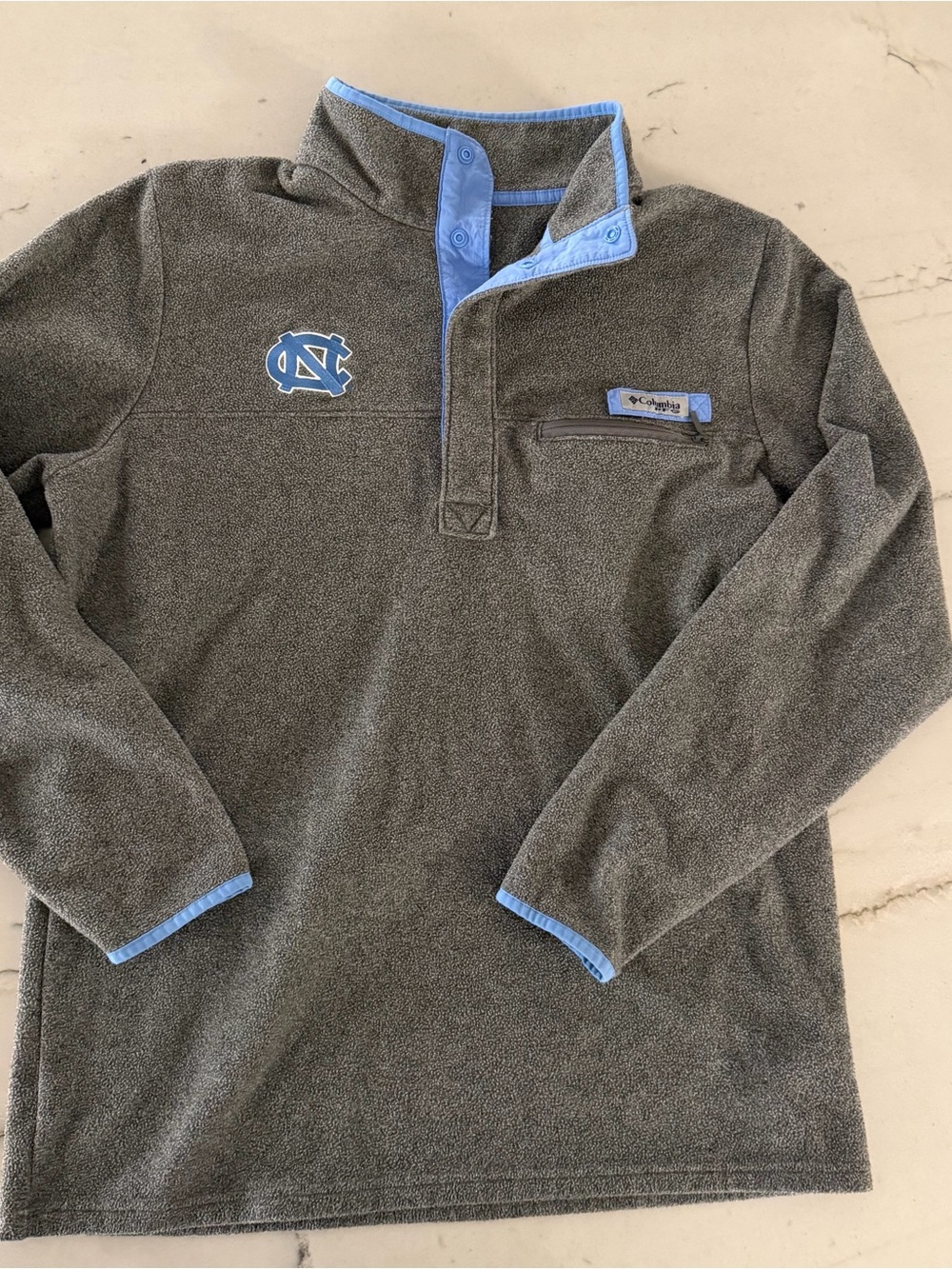 Columbia  PFG UNC Tar Heels Snap Up Pullover Mens Medium Gray Blue